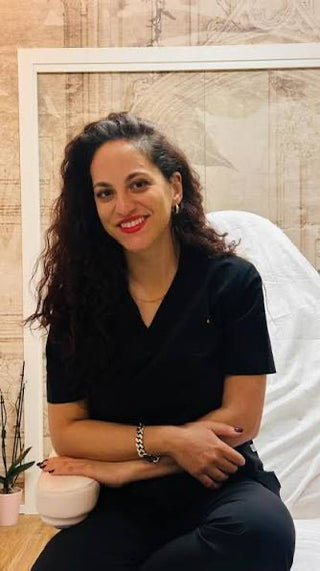 Fotoprotezione Avanzata SPF 50
UVA e UVB - 
Dott.ssa Martina Ficuciello × Wikirose Cosmetics